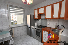 2 pok. mieskznie os. Zastalowskie!